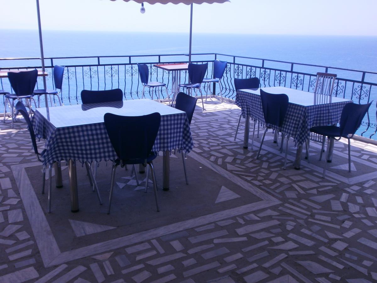 Odhisea Hotel Restaurant Кепаро Экстерьер фото