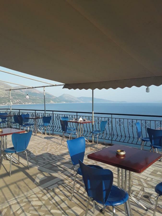Odhisea Hotel Restaurant Кепаро Экстерьер фото