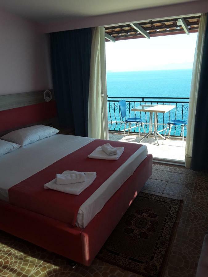 Odhisea Hotel Restaurant Кепаро Экстерьер фото